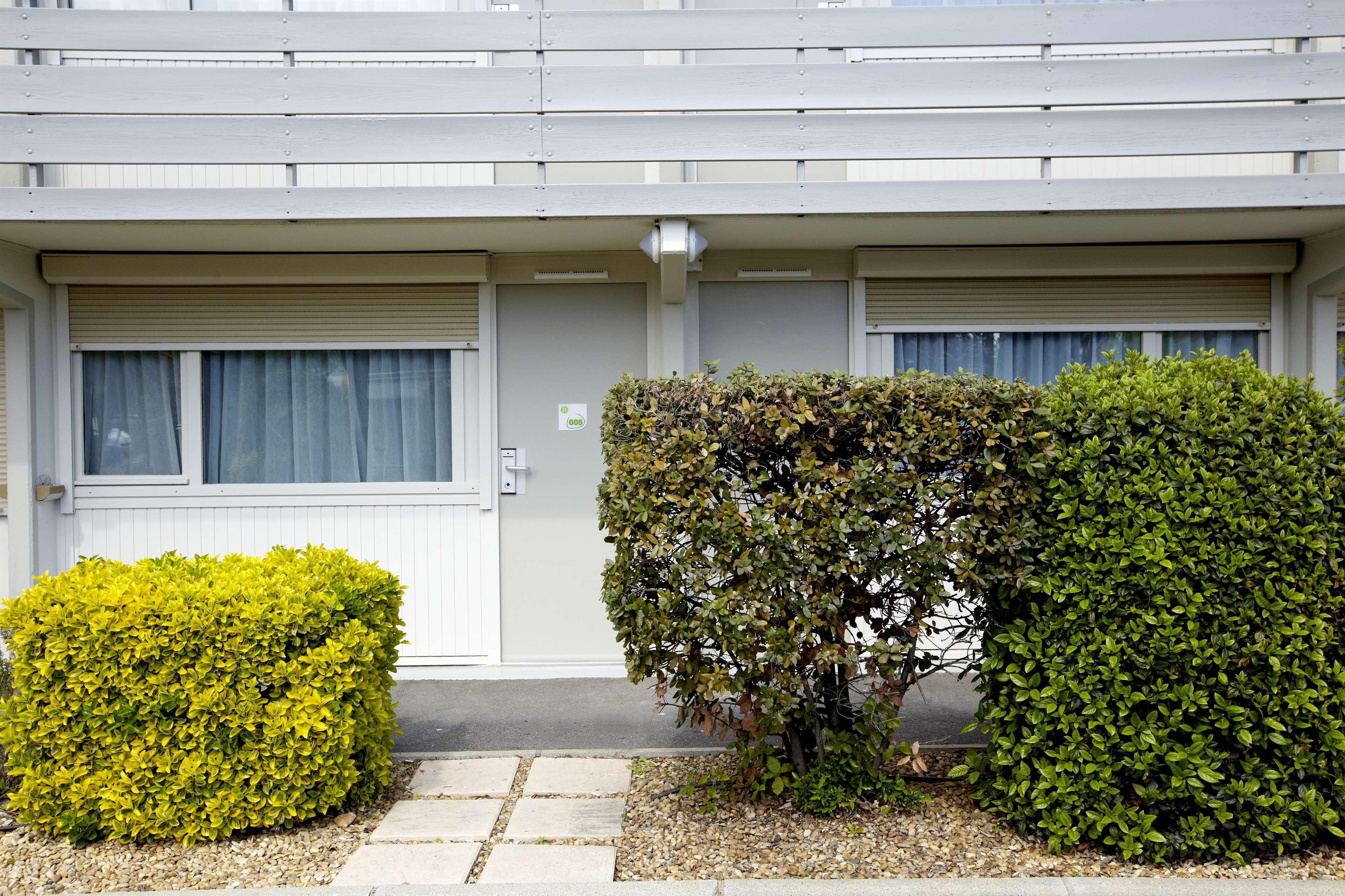 Campanile Beziers A9/A75 Hotel Exterior photo